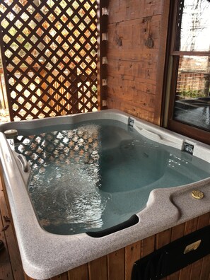 Bain à remous extérieur