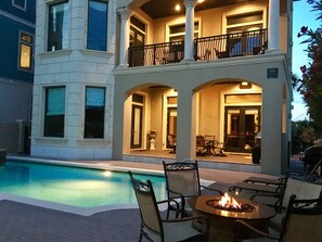 Outdoor pool, a heated pool