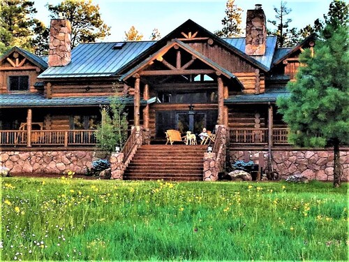 Luxurious Cabin within exclusive Hidden Meadow Ranch
