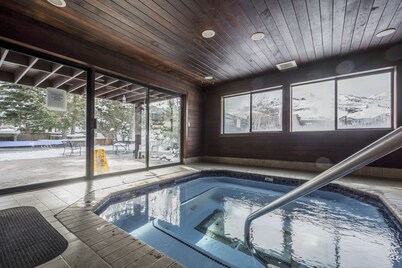 Freshly Remodeled One Bedroom Near Canyon Village at Park City Mountain Resort