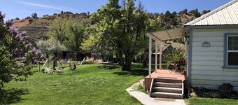 Country Charmer, 90-vuotiaat, Great Reveiws, runsaasti yksityisyyttä, 3/4 hehtaaria 