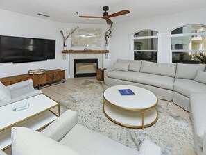 Smart TV - Gorgeous Condo Overlooking Gulf, Lg Patio, Pool, Grill, Location (Santa Rosa Beach)