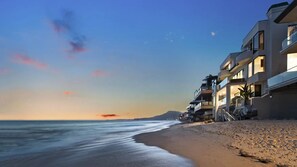 Plage, chaises longues, serviettes de plage