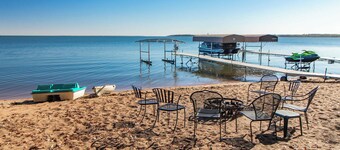 Leech Lake Perfect Sand Beach, Flat, Boat Lift, Dock, Kayak, Paddleboat, Garage