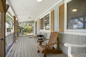 Terrace/patio - Hidden Maples Hideaway (Medina)