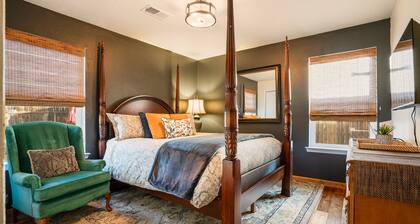 Ihanan paikalla! Ylellisesti mukavat sängyt! YKSITYINEN piha! VARASTOINTI!