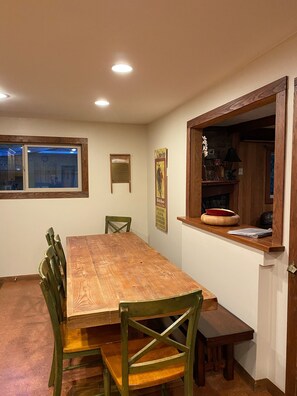 Dining - Salmon River Cabin - Private, Hot Tub, Huge Deck/Yard, Outdoor Shower, Fire Pit (Welches)