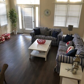 Smart TV, fireplace, video games, DVD player