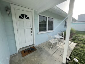 Exterior detail - Best Location w/ Fenced Yard & Private Pool (Sarasota)