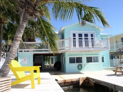 Great Location in an old-fashioned lobster/crab fishing village close bye