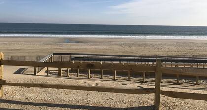 LBI Townhouse-Middle Of The Action-Walk To Everything!