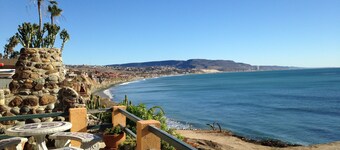 Oceanfront Casa De Las Olas -  walk to "Lobster Village" of Puerto Nuevo