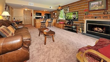 Télévision, cheminée