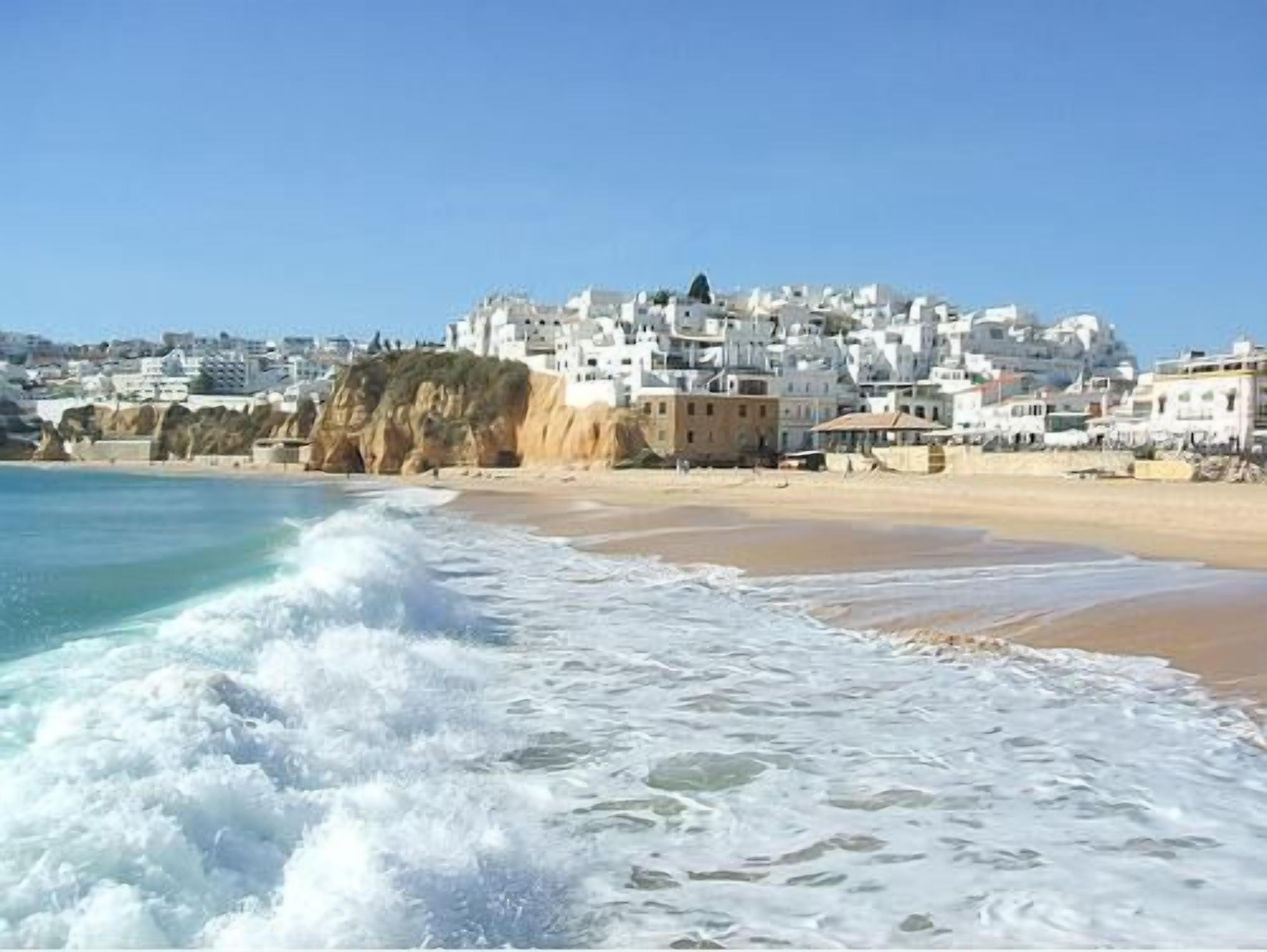 Gorgeous Condo-Oldtown Albufeira-Walk to Shops, Beaches, Restaurants, Bars