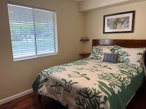 2 bedrooms, iron/ironing board, free WiFi, bed sheets -  Beautiful Condo with High End Amenities Throughout & A/C in ALL Rooms (Kihei)