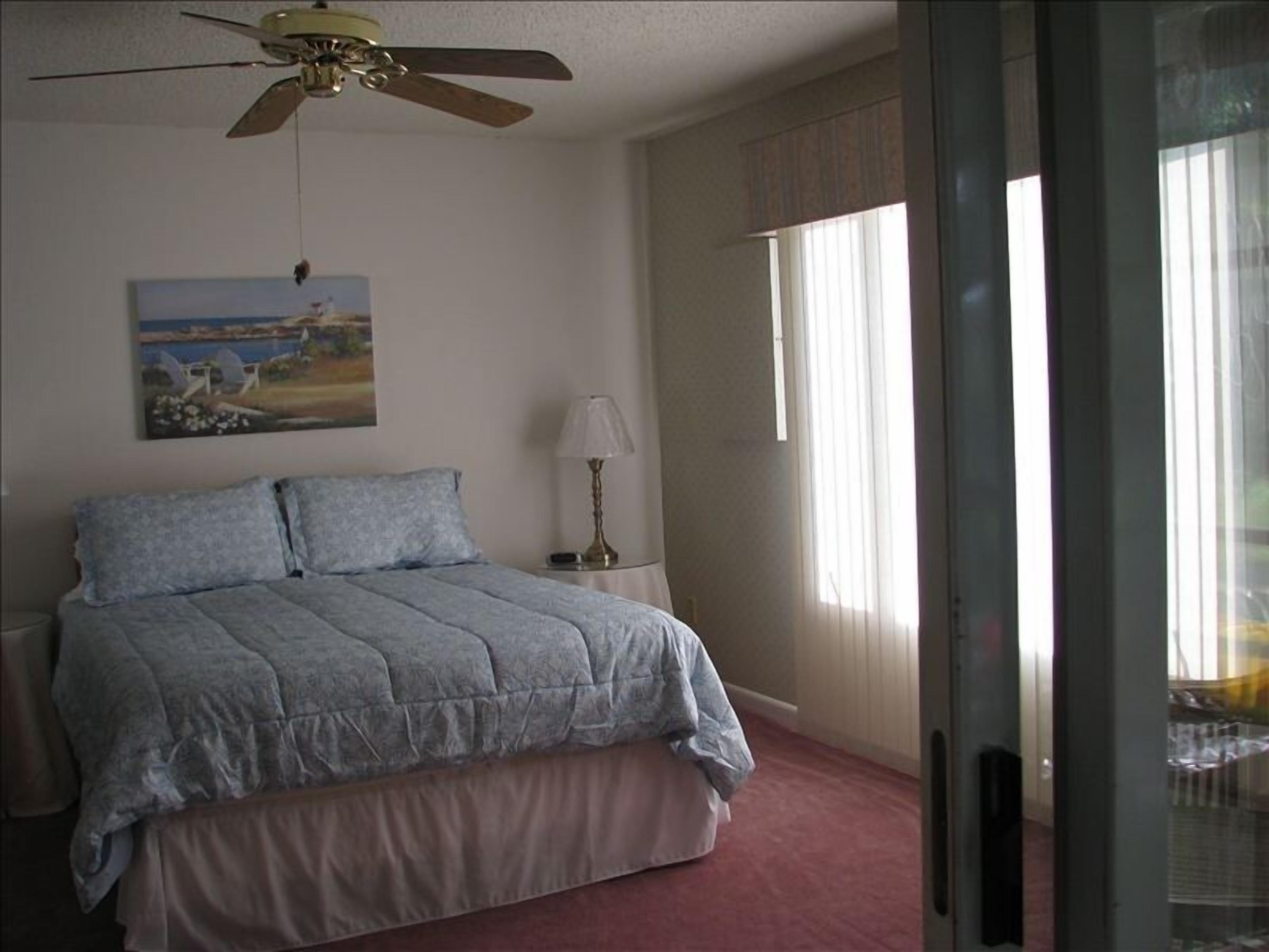 3 bedroom condo - July 1st to 4th Last Minute Special and August Specials 