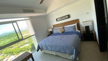 1 dormitorio, caja fuerte, tabla de planchar con plancha y wifi