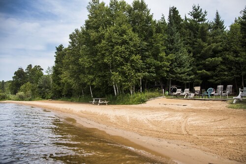 Adventure U.P- Lake House on Lake Michigan