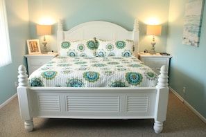 3 makuuhuonetta, silitysrauta/-lauta, ilmainen Wi-Fi, vuodevaatteet