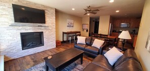 Smart TV, fireplace - Top Rated Old Town Condo; Walking distance to Slopes, Main Street & More! (Park City)