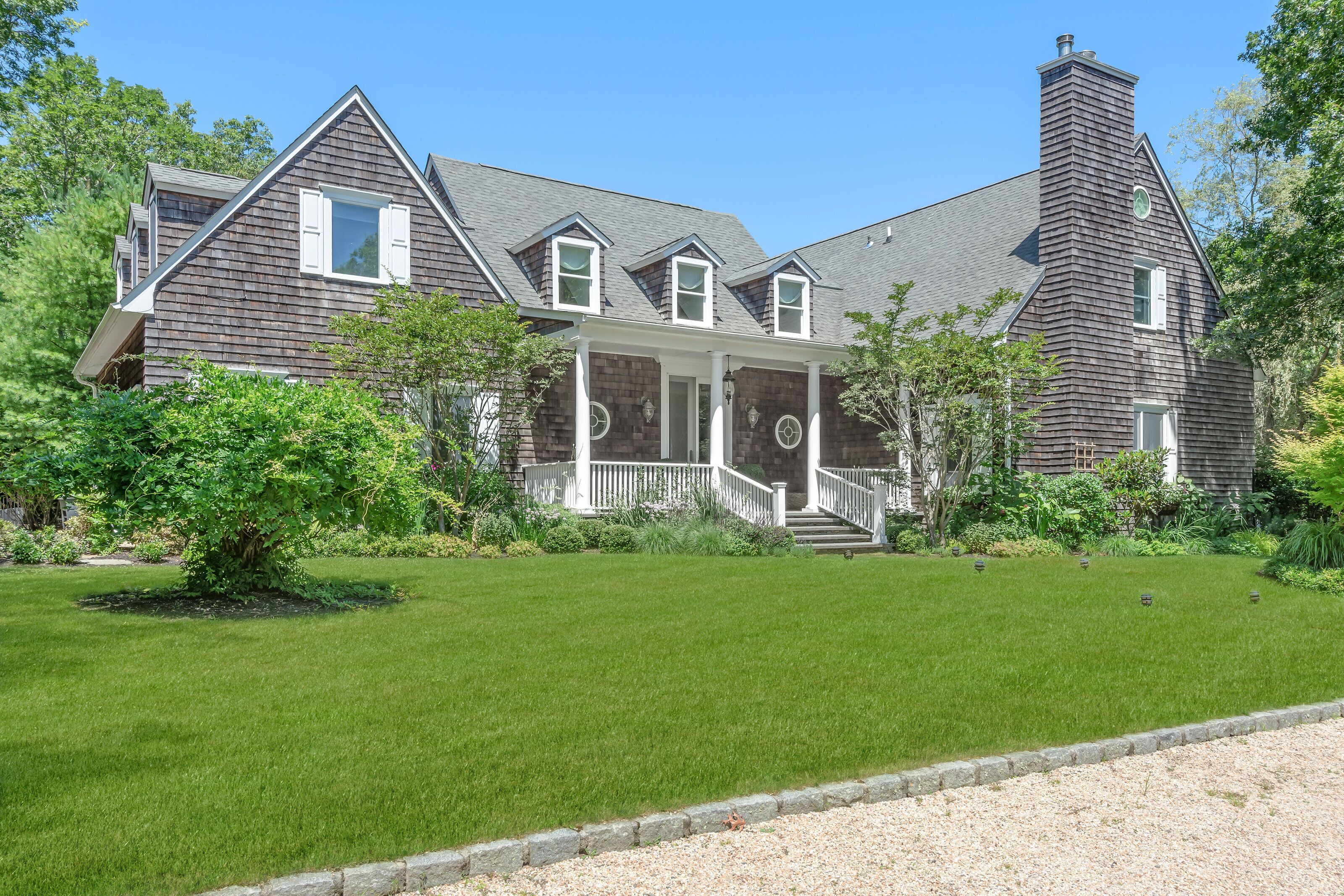 Luxury Private Water Mill Home w/ pool - 14 day rental 8/22-9/5 2022