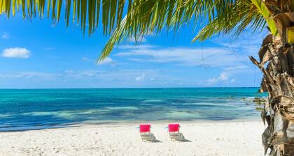 7th night free, Mi Casa, Su Casa, Beachfront