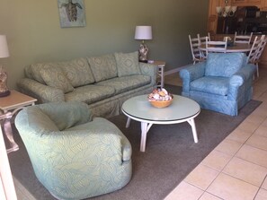 Smart TV, DVD player, books - Relax & Regroup at the Beach-Fall specials! Call today! (Fripp Island)