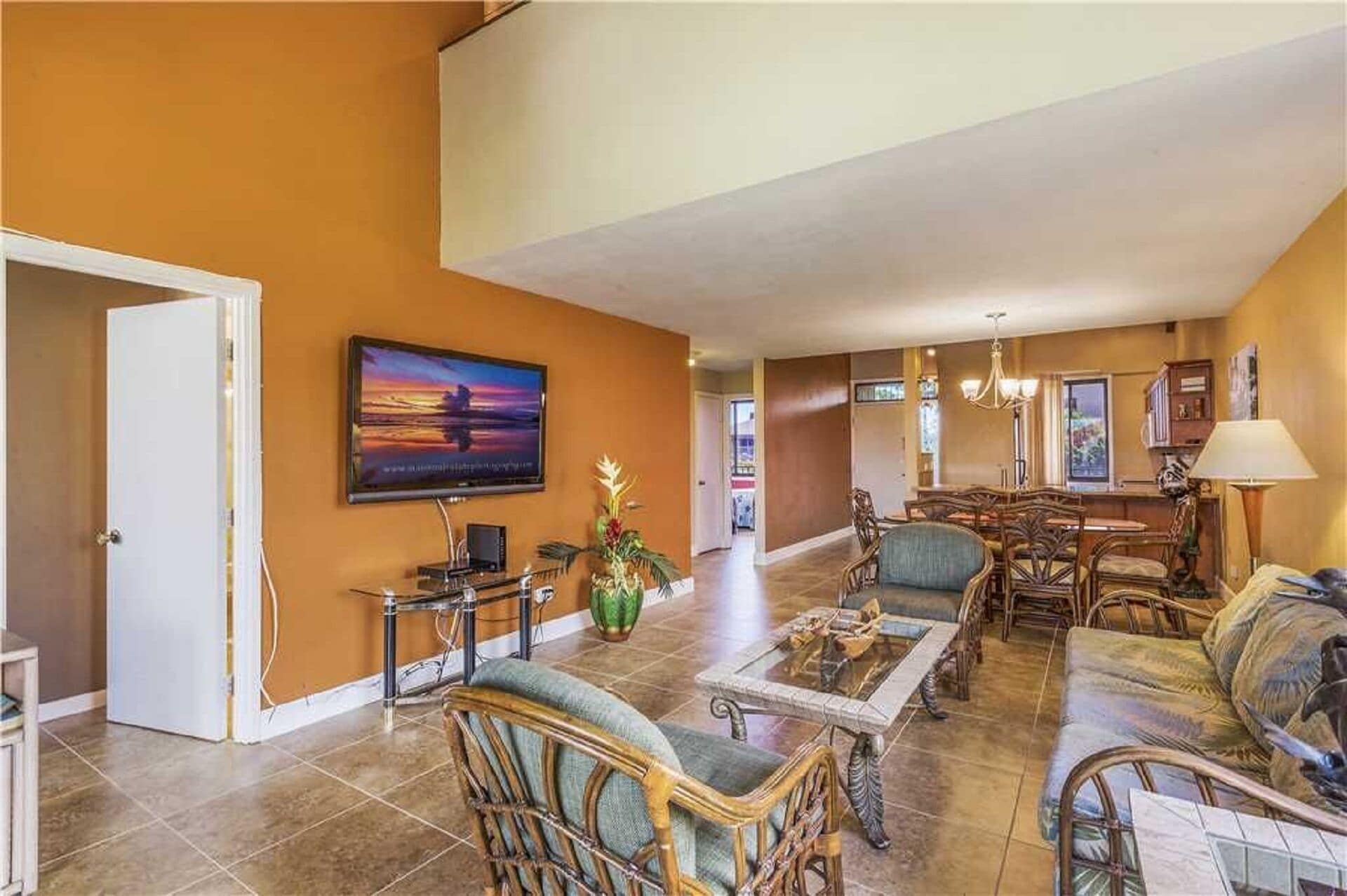 Smart TV, DVD player, stereo