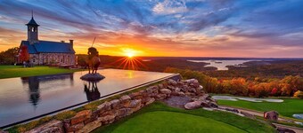 NEW INDOOR POOL 6BR 6BA Cabin Sleeps 22 By Silver Dollar City & Table Rock Lake 