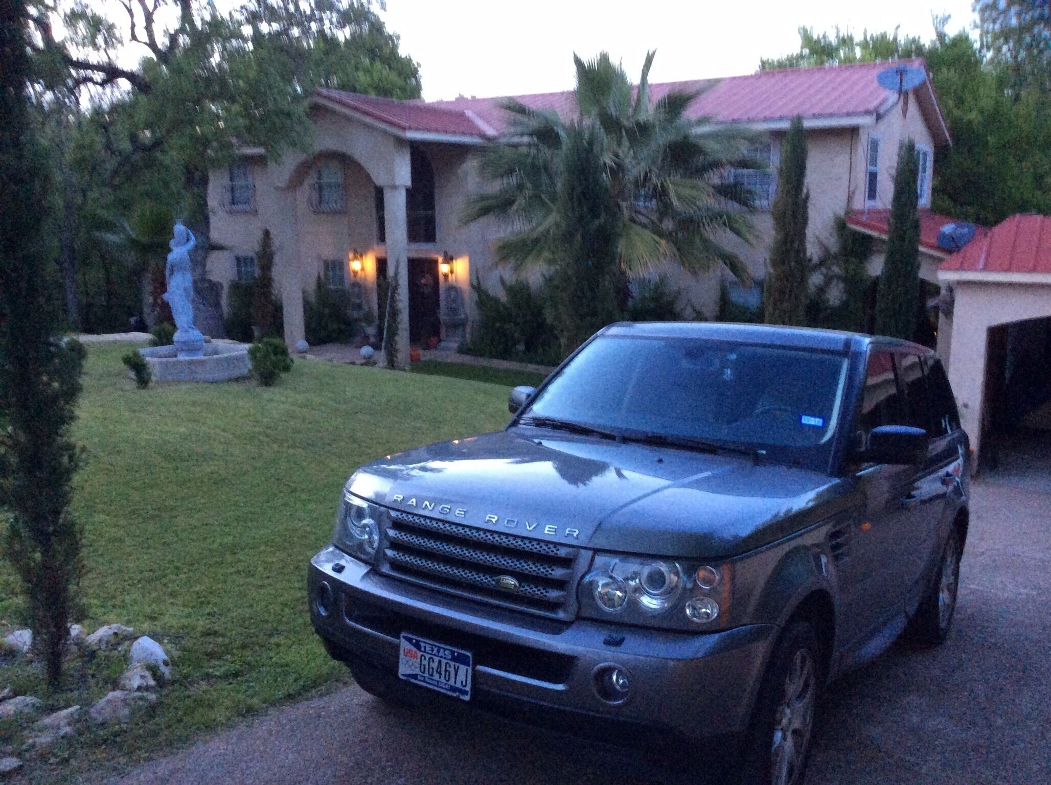 Hill Country Estate Near South Austin