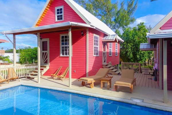 Coral Cottage