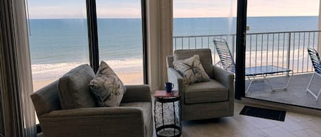 تلفزيون ذكي، مشغل دي في دي