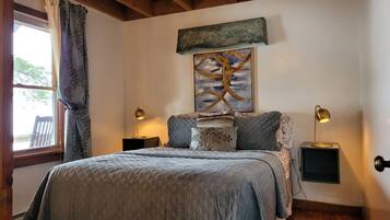 3 bedrooms, iron/ironing board, travel cot, free WiFi