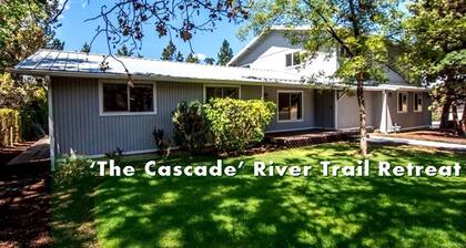The Cascade River Trail Retreat - a short walk to river & downtown! Pets OK!