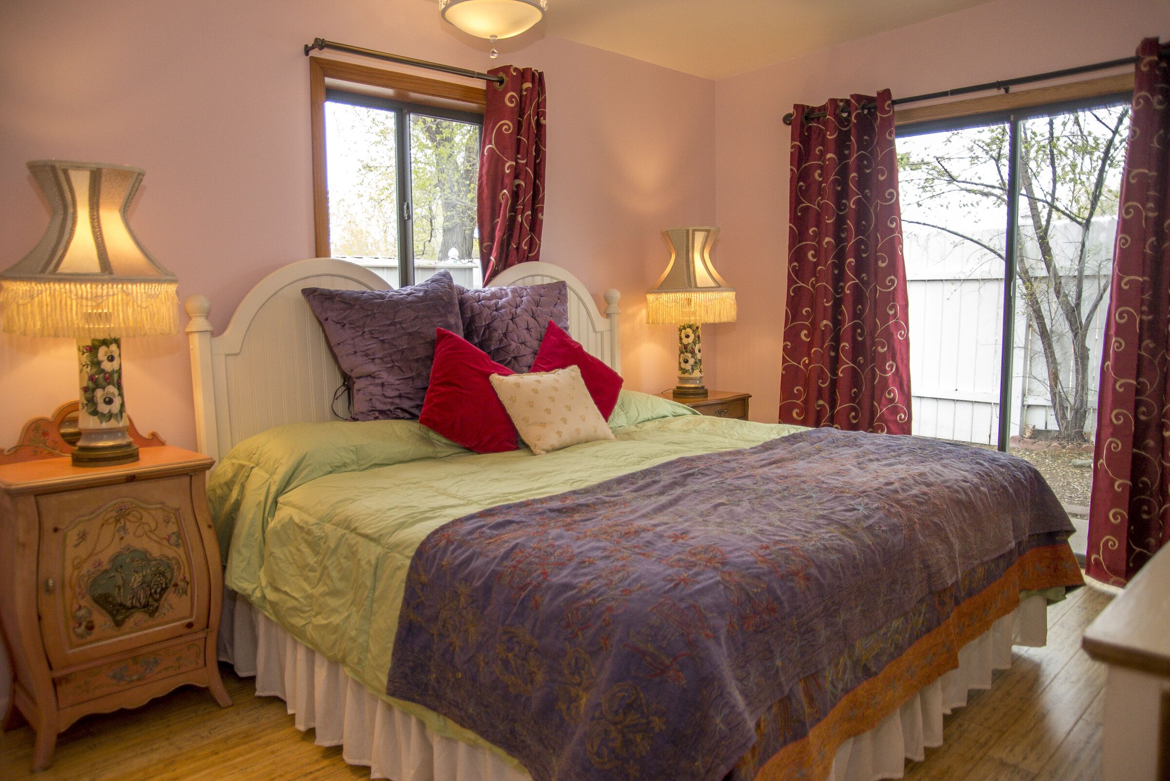 1 chambre, fer et planche à repasser, Wi-Fi gratuit, draps fournis