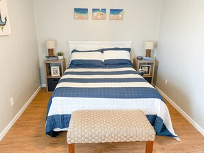 2 camere, una scrivania, ferro/asse da stiro, Wi-Fi gratuito