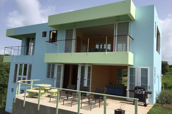 Ocean side,Where you can relax,watch boats go by,barbecue,feel the ocean breeze
