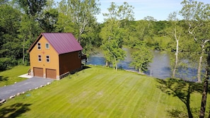 Exterior - Green Castle cabin on the Shenandoah River (Luray)