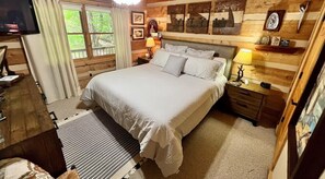 3 bedrooms, iron/ironing board, internet, bed sheets