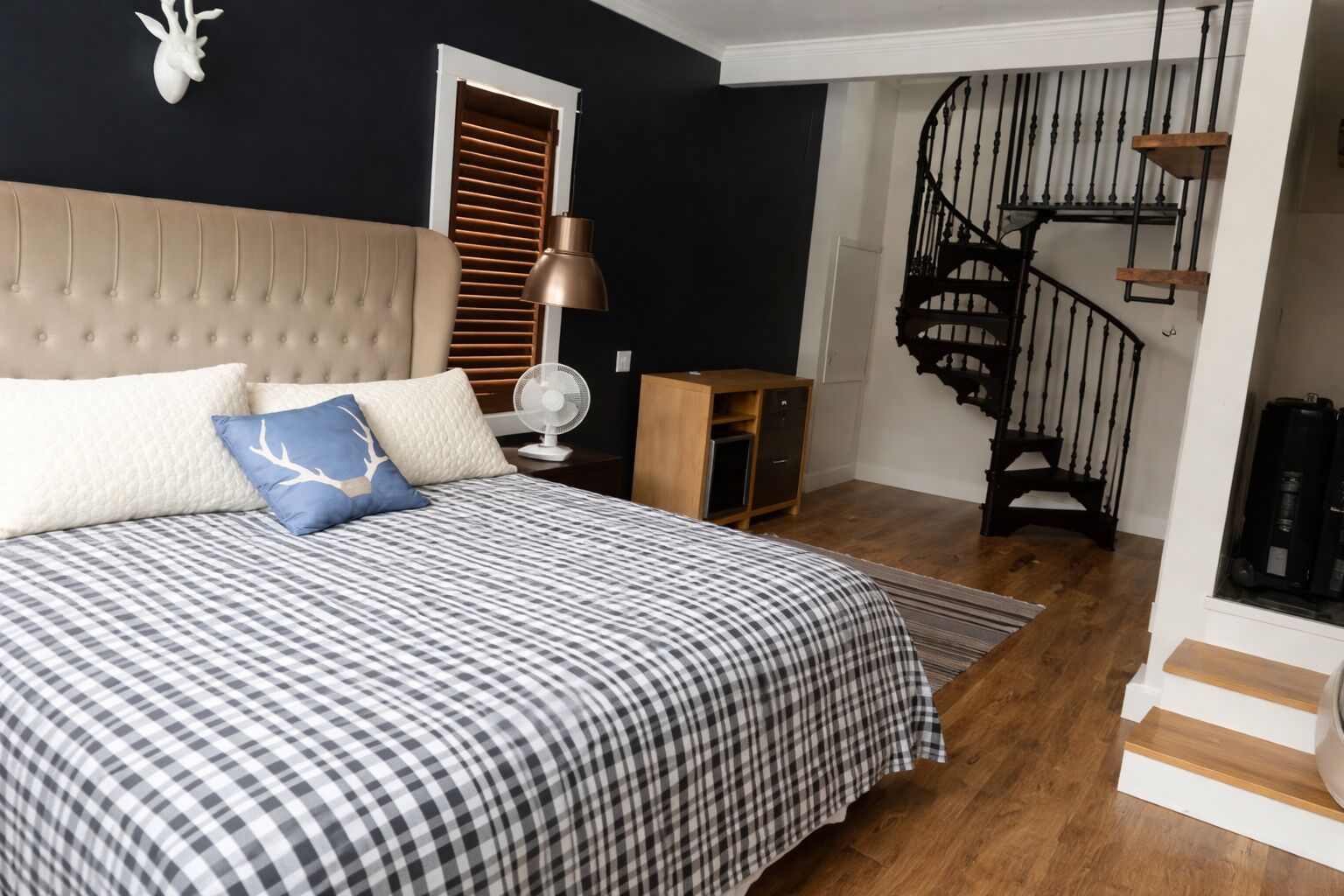 6 bedrooms, Internet, bed sheets