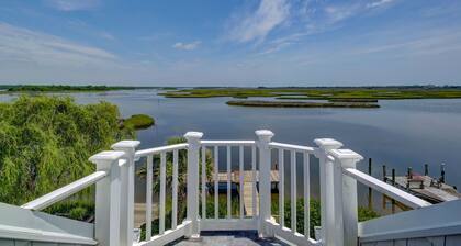 Vacation Paradise! Awesome Waterfront Home, Unbelievable View Of Stump Sound!