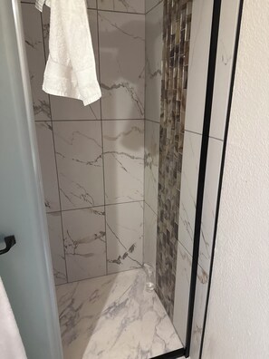 Towels, toilet paper - Newly remodeled Mustang Isle Condominiums Cute Close to the Beach off 11th St. (Port Aransas)