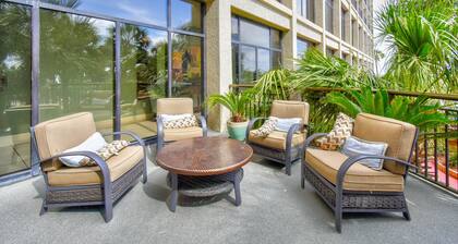 Gorgeous direct oceanfront- end unit in highly desirable location!