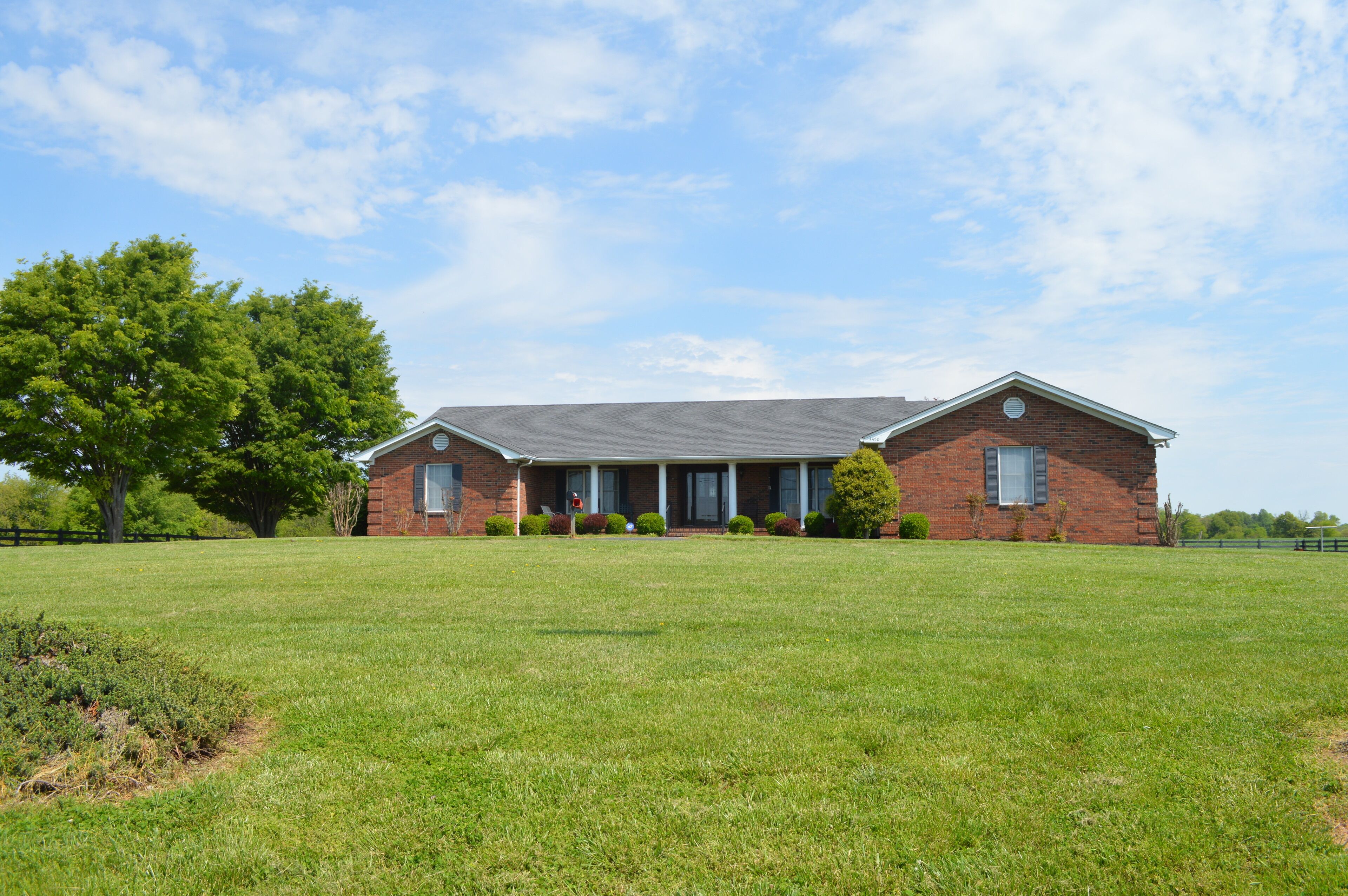 Double D acres near Mammoth Cave and Bowling Green