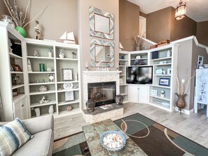 Smart TV, fireplace, DVD player, table football