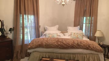 4 slaapkamers, een strijkplank/strijkijzer, wifi, beddengoed