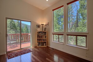 Interior - Enjoy Yosemite In Peace And Comfort.  (Yosemite National Park)