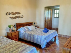 3 bedrooms, desk, iron/ironing board, travel cot