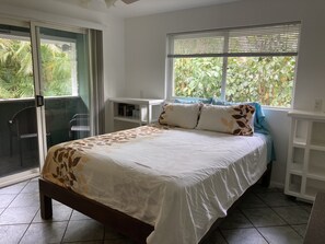 Fer et planche à repasser, Wi-Fi, literie fournie