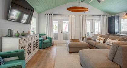 Upea remontoitu ranta Home w / 6BR Yksityinen pysäköintialue 5 kävelymatkan päässä rannalta tai pyörällä